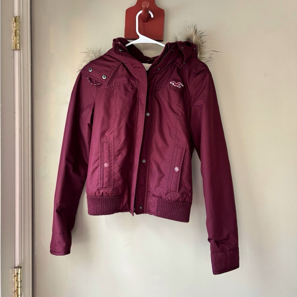Hollister Y2K Burgundy All Weather Jacket with Fur Trim Hood S